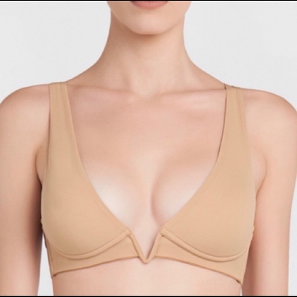 La Perla Other - NWT La Perla Nude Deep V Bra
